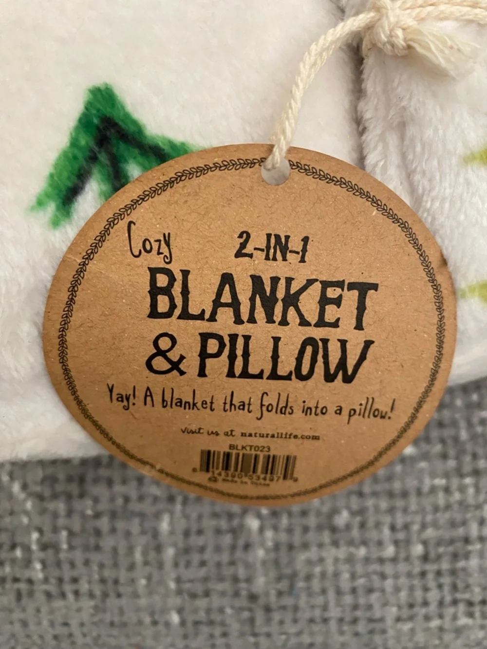 Happy Camper 2-in-1 Blanket & Pillow - Picture 3 of 3